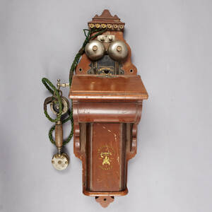 Väggtelefon LM Ericsson