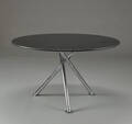 Rud Thygesen  Johnny Sørensen. Rundt bord, Botium, model X-table. 
