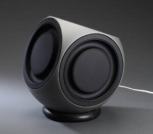 Bang  Olufsen, aktiv subwoofer, model BeoLab 2 