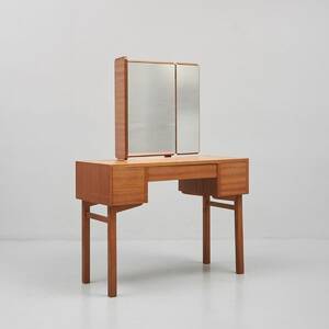 Toilettebord, Teak