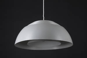 Arne Jacobsen 1902-1971. AJ pendel