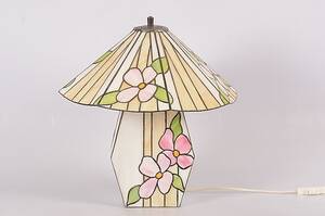 BORDSLAMPA, Tiffanystil, 1900-tal.