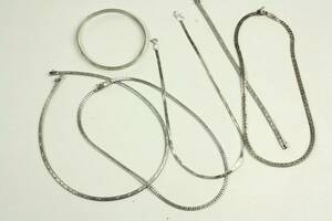 Halsband
