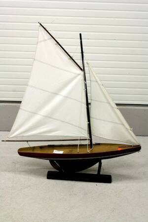 Segelbåtsmodell