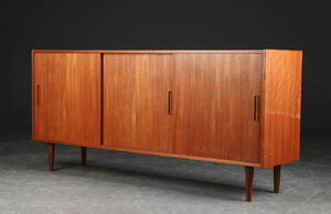 Skænk af teak, 1970erne