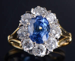 Safir og brillant rosetring af 18 kt guld og hvidguld