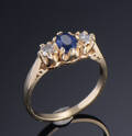 Safir- og brillantring af 14 kt guld