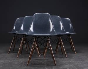 Charles Eames Sæt på seks stole, model DSW, mørkegrå glasfiber 6