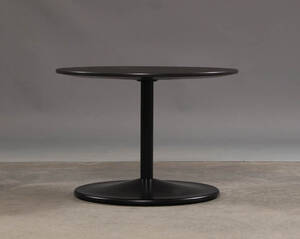 Verner Panton. Lounge bord sort linoleum H. 42 cm