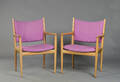 Hans J. Wegner. Et par armstole model JH513 af egetræ 2 