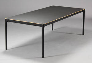 Henrik Pedersen. Spisebord, model Four, sort Denne vare er sat til omsalg under nyt varenummer 5046514