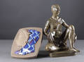 Johannes Hedegaard 1915-99. Figur af stentøj mm. 2