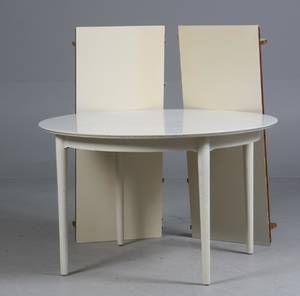 Dansk møbelproducent. Cirkulært spisebord, hvidt