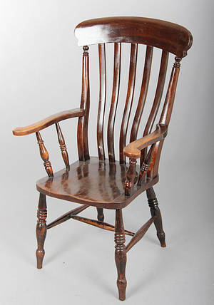 Windsor armstol af mørkpoleret elmetræ, 1800-tallet