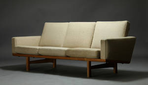 H. J. Wegner. Tre-pers. sofa