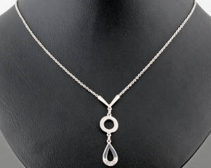 18Kt Diamond necklace and pendant approx.0.015 ct