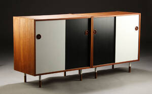 Dansk møbelproducent. Par skænke 2