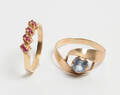 2 Vintageringe, ring med rubiner af 14 kt. guld, samt ring med topaz af 8 kt. guld 2 Denne vare er sat til omsalg under nyt varenummer 4409155