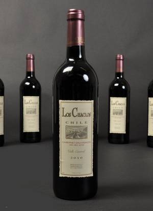 48 fl. Los Chaclos, Cabernet Sauvignon 2010. Chile. 488