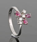 18Kt Diamond and Ruby Ring approx. 0.11ct.