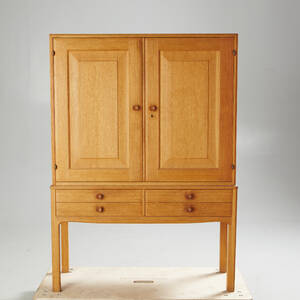 Skåp Carl Malmsten Oktober