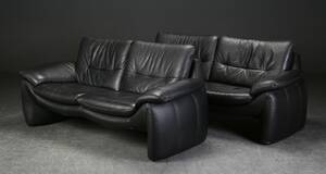 Tre-pers. sofa samt to-pers. sofa, sort skind 2