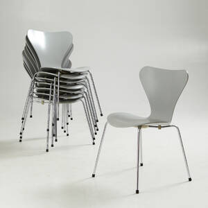 Stolar Sjuan Arne Jacobsen för Fritz Hansen