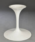 Knoll. Vintage Tulip, trompetsokkel