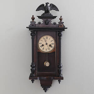 VÄGGUR, Junghans, 1900-tal.