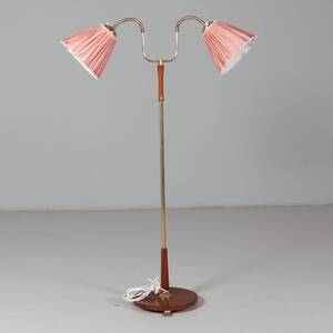 GOLVLAMPA, 1900-talets mitt