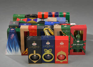 Samling af julesnaps fra 1987-2013 samt en fra 1984 28
