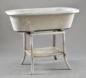 Emaljerad barnbadbalja, 191020-tal