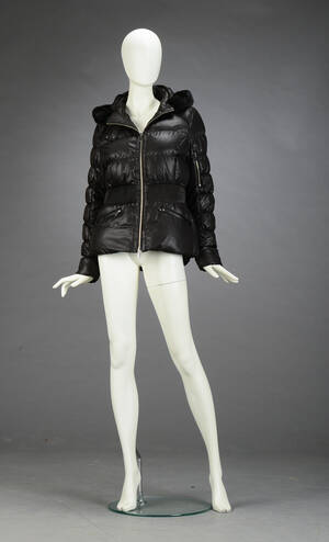 Karen Millen. Dunjakke, str. 40