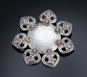 Færøsk broche i sterlingsølv