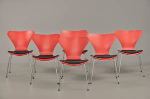 Arne Jacobsen 1902-1971 Sæt på seks stole syveren model 3107 6