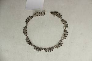 Halsband