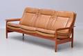 Dansk møbelproducent. Tre-personers sofa i teak, 1960erne