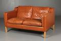 Stouby. 2 pers. lædersofa.
