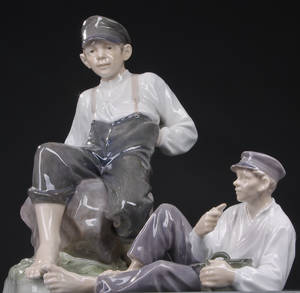 Kgl.P. Figurer af porcelæn. Hyrdedrenge. 1659 og 865 2