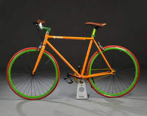Von Braun. Fixiebike. Orange lakeret.