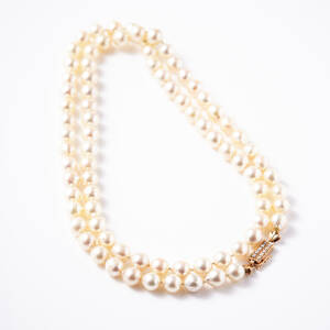 Pärlcollier