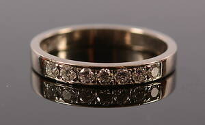 DIAMANTRING, totalt ca 0,35ct, vitguld 18K.