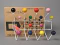 Charles Eames 1907-1978. Hang-it-all knage.