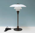 Poul Henningsen 1894-1967. TrePH bordlampe, Jubilæumsmodel