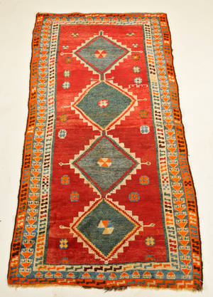 To tæpper Luri samt Gabbeh. 232x131 235x124 cm.