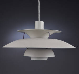 Poul Henningsen. PH5 pendel, hvid