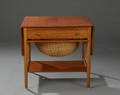 Hans J. Wegner. Sybord, teak og eg, model AT-33