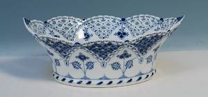 Kgl. Porcelænsfabrik. Musselmalet, helblonde frugtskål