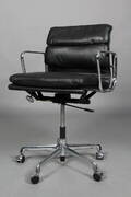 Charles Eames. Soft Pad kontorstol, Model EA-217 