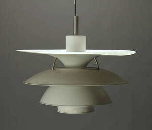 Poul Henningsen. Charlottenborg pendel, stor model